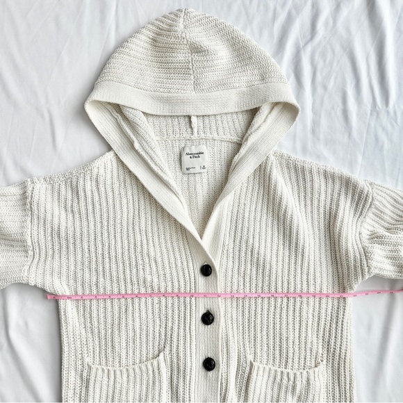 The Hooded Crochet Knit Cardigan 🤍 by Abercrombie & Fitch; Size Medium - Picture 5 of 8